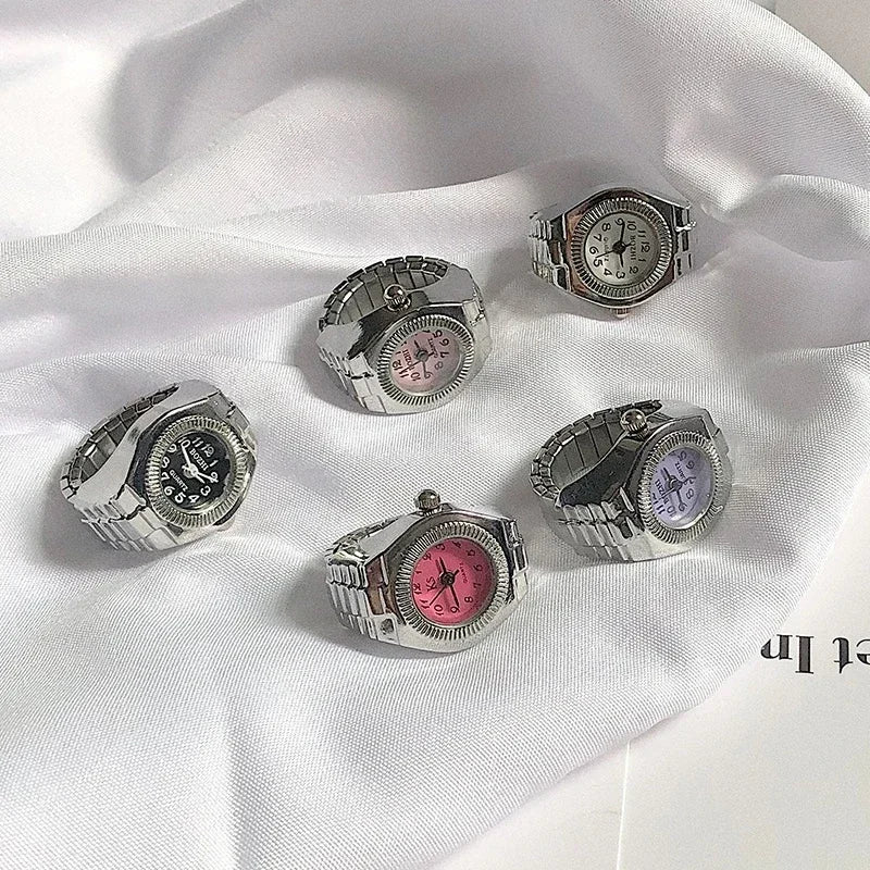 Colorful Watch Ring Men Retro Sliver Pointer Quartz Clock.