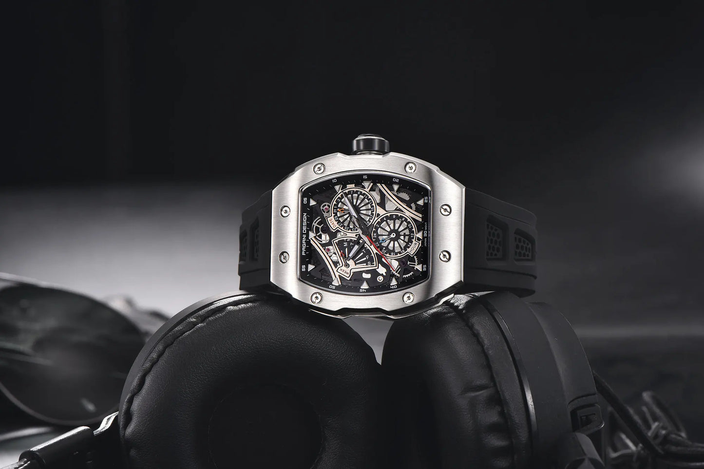 PD-YS012 PAGANI DESIGN Tonneau Skeleton Quartz.